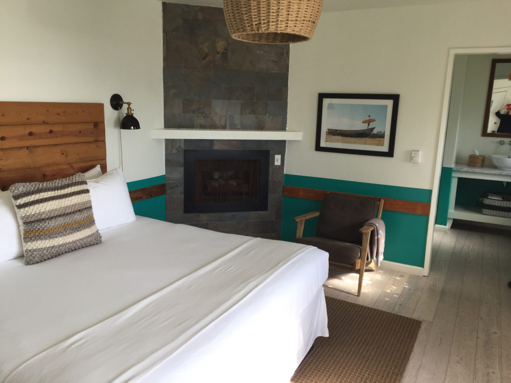Cambria, California, Cambria Beach Lodge, Room, Pacific Ocean, Summer