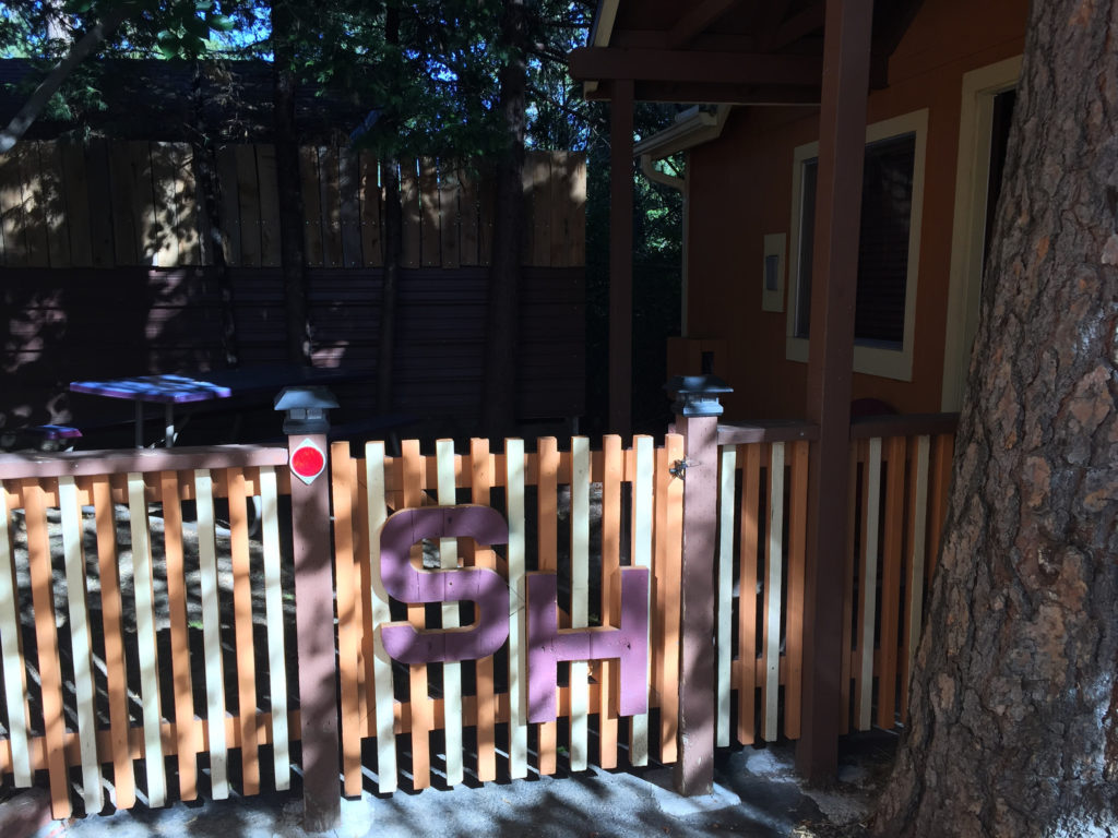 Sleepy Hollow Cabins & Hotel, Crestline, California, Hotel, Review, Mountain, Adventure, Travel
