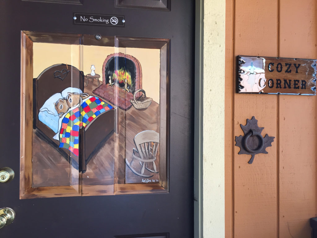 Sleepy Hollow Cabins & Hotel, Crestline, California, Hotel, Review, Mountain, Adventure, Travel