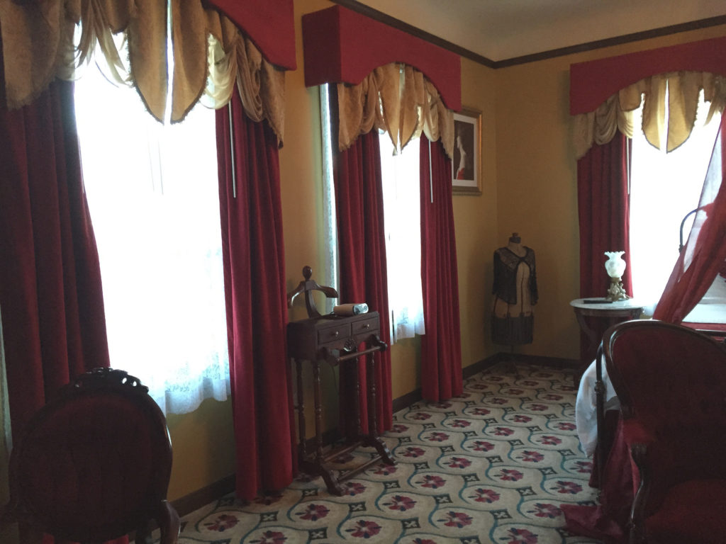 Tonopah, Nevada, Mizpah Hotel, ghost towns, historic hotels, accommodations