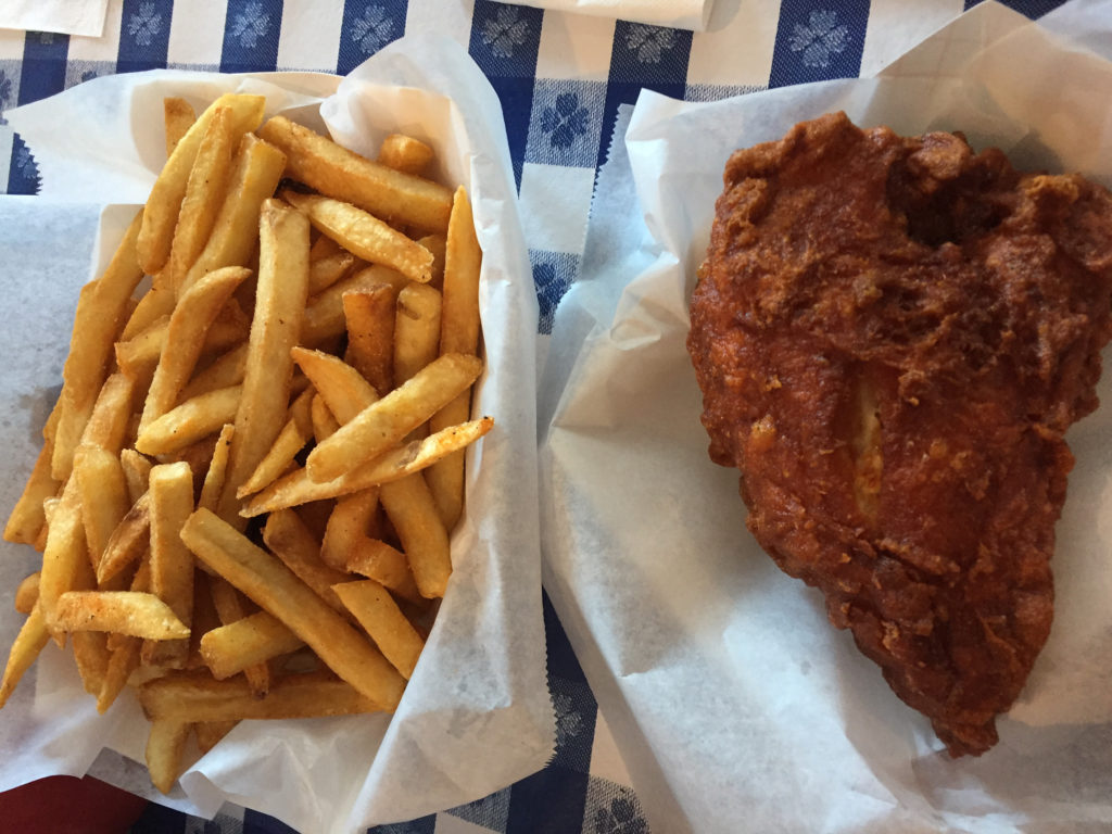 Gus's Hot Chicken, Spicy Chicken, Food and Drink, Los Angeles, California