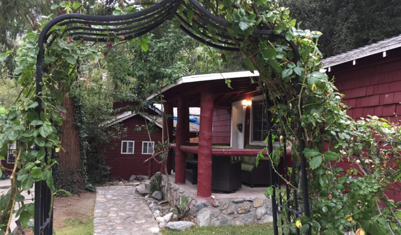 Mt Baldy Lodge cabins