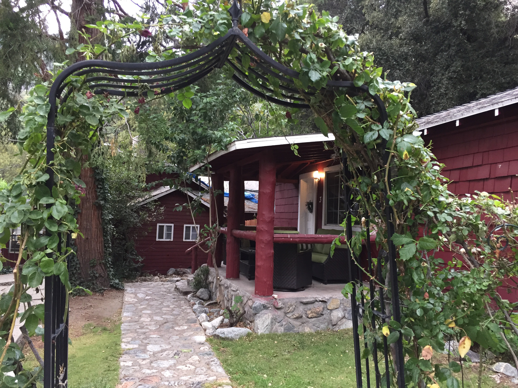 Mt Baldy Lodge cabins