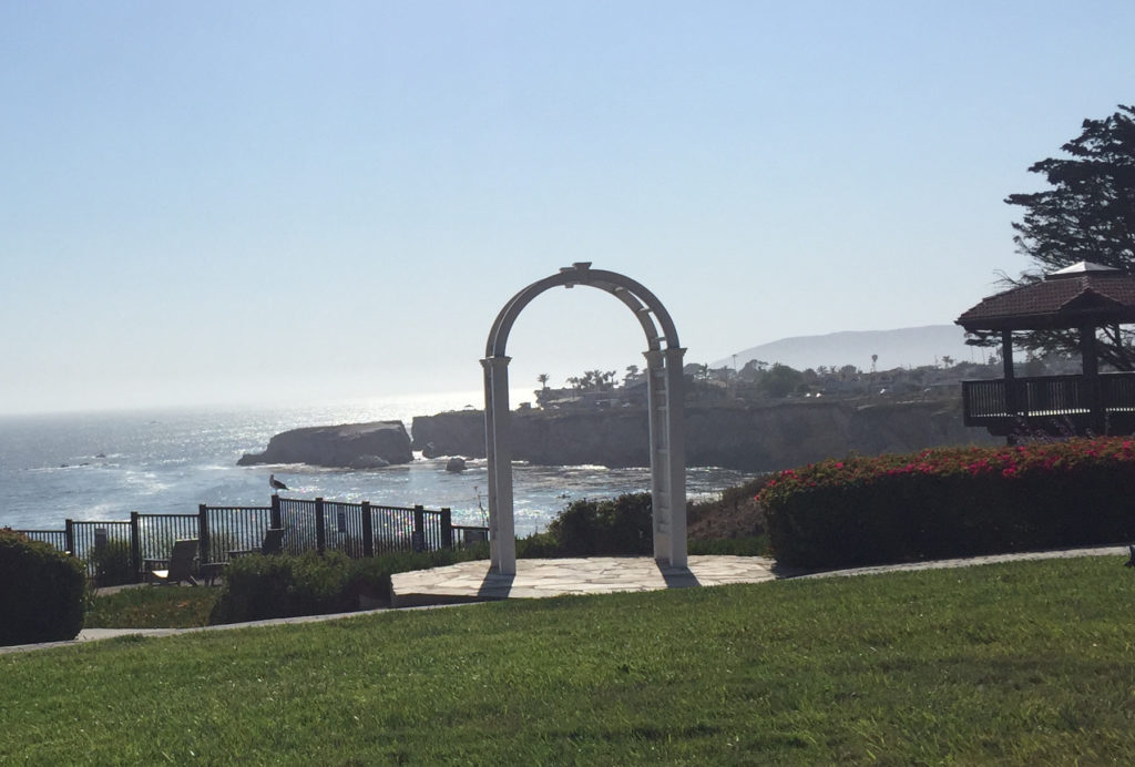 archway, lawns, dog-friendly hotel, pet-friendly, Inn at the Cove, Pismo Beach, California, Road Trip, Those Someday Goals