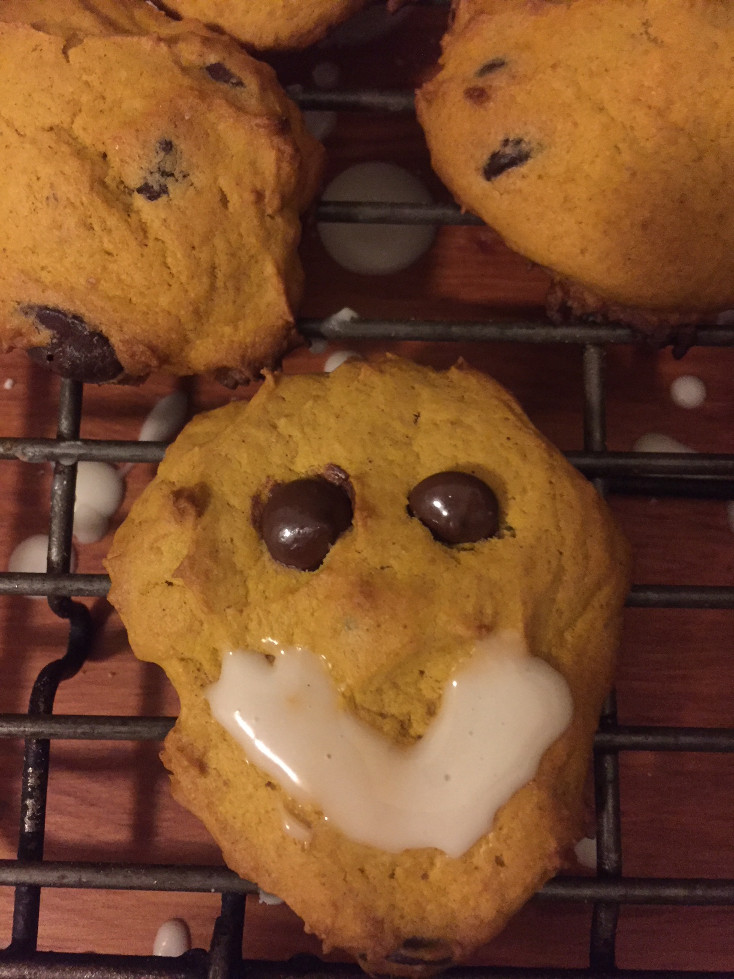 creepy smiling face soft chocolate chip pumpkin cookie recipe those someday goals